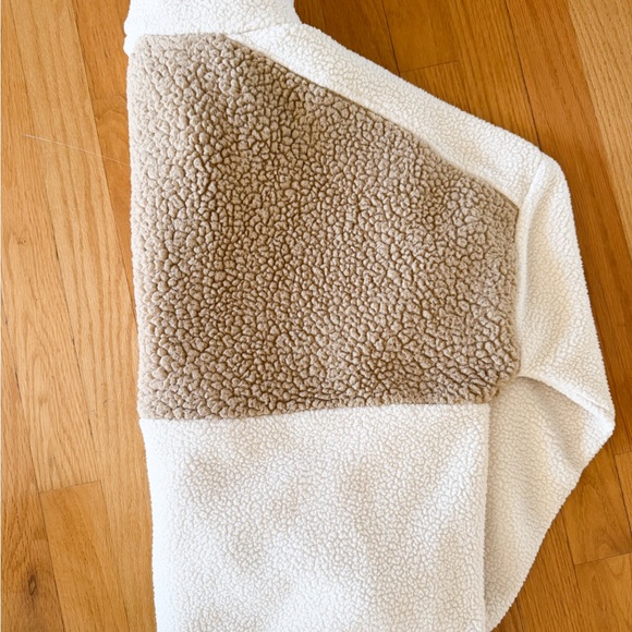 SOLD Columbia Lodge Sherpa pullover two toned cream brown woman small - Picture 4 of 4